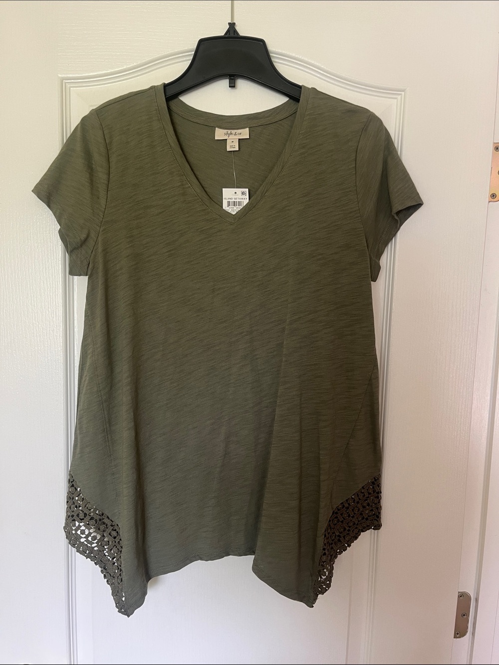 Style & Co. Olive Green V-Neck Short Sleeve Top with Crochet Trim